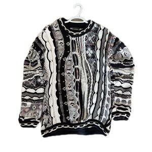 Vintage Monochrome Tundra 3D Knit Sweater – Size L (90s Retro Biggie style)